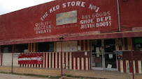 Red Store03