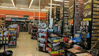 AutoZone Auto Parts04