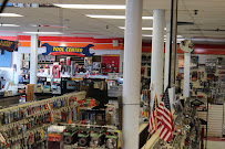 Broadway Discount Auto Parts05