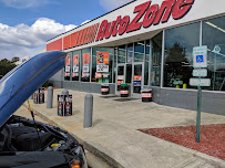 AutoZone Auto Parts05