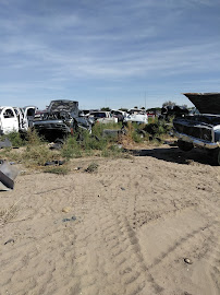 G & N Auto Salvage06