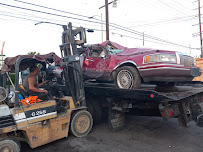 Northridge Auto Wrecking06