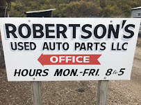 Robertson's Used Auto Parts07