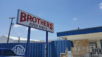 Brothers Auto Parts08