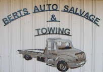 Bert's Auto Salvage & Towing09