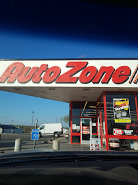 AutoZone Auto Parts09