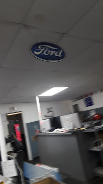 Warford Auto Parts010