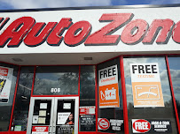 AutoZone Auto Parts010