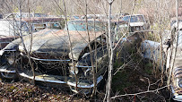 Gates Salvage Yard010