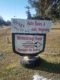 Boyd's Auto Sales010