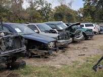 Kleburg Auto Salvage010